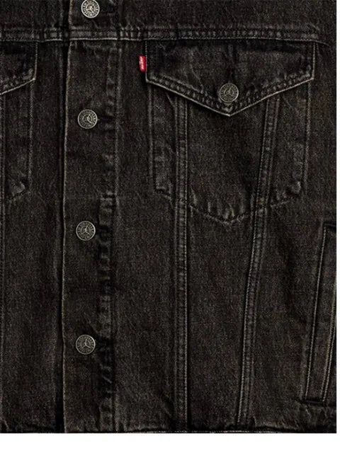 Jordan x Levi´s Type III Trucker denim jacket