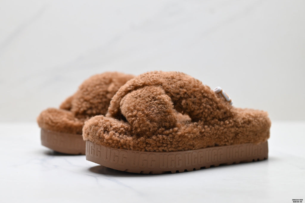 UGG Slipper Evolution Fluffy Platform Slides