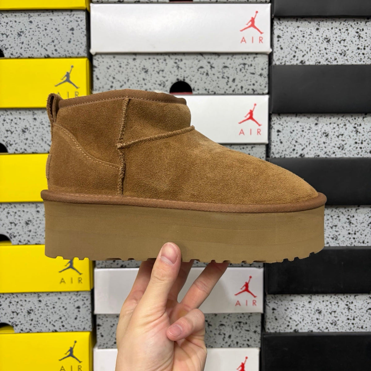 UGG Kallen Lace Platform Ankle Boot – Suede Boot with Shearling Lining, Tonal Cross-Strap Closure & Chunky Tonal Platform Sole in Chestnut