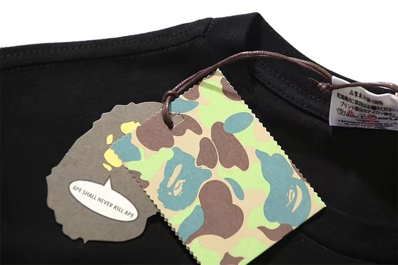 BAPE Text Graphic Short-Sleeve T-Shirt