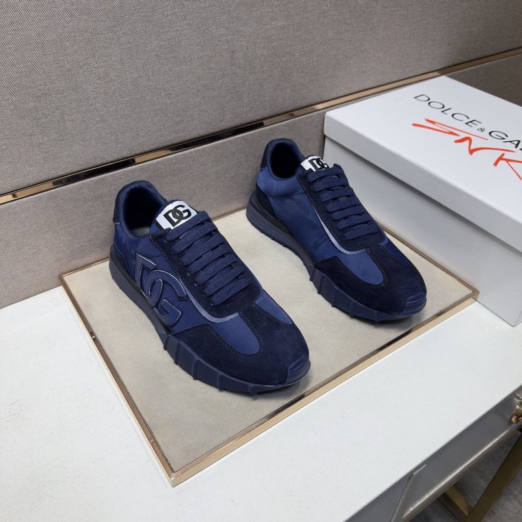 Dolce & Gabbana Navy Logo Low-Top Sneakers