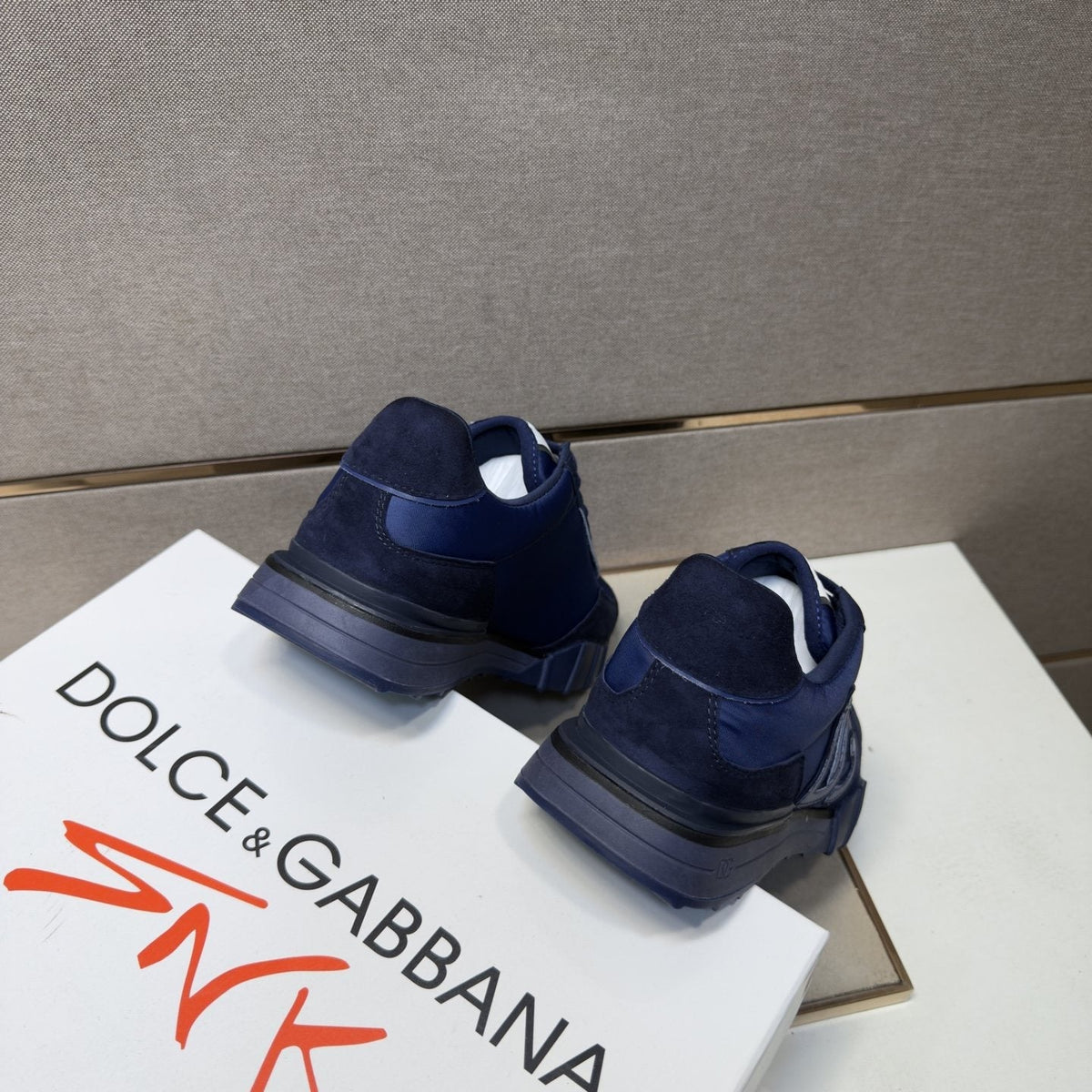 Dolce & Gabbana Navy Logo Low-Top Sneakers