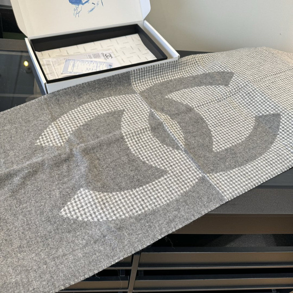 Chanel Houndstooth Fringe Scarf