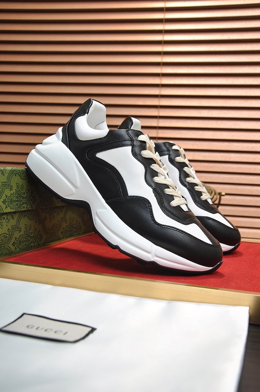 Gucci Chunky Low-Top Sneakers