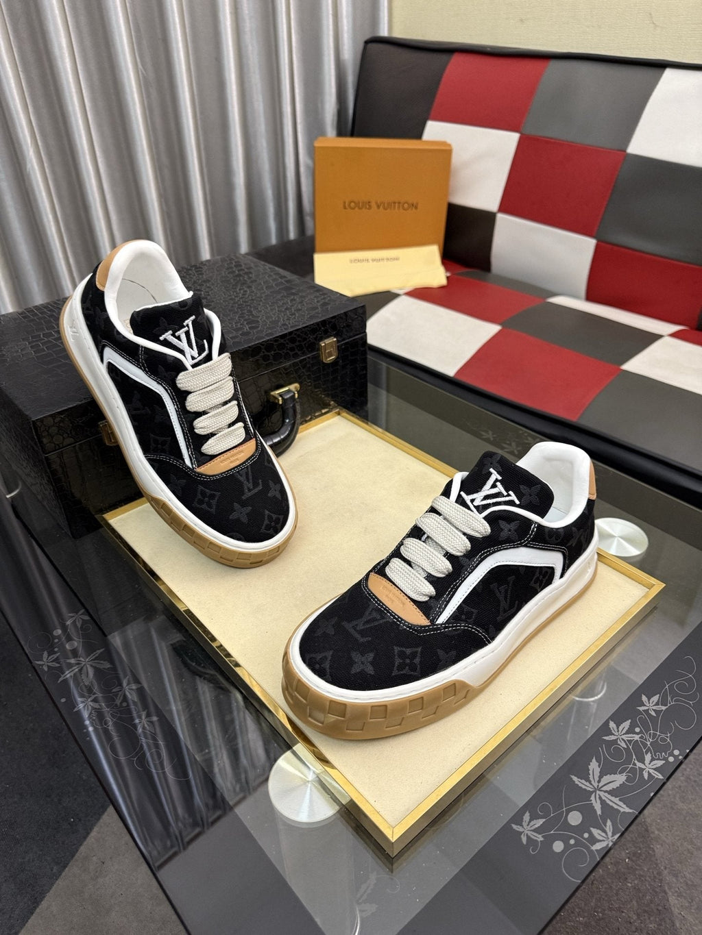 Louis Vuitton Patterned Low-Top Sneakers